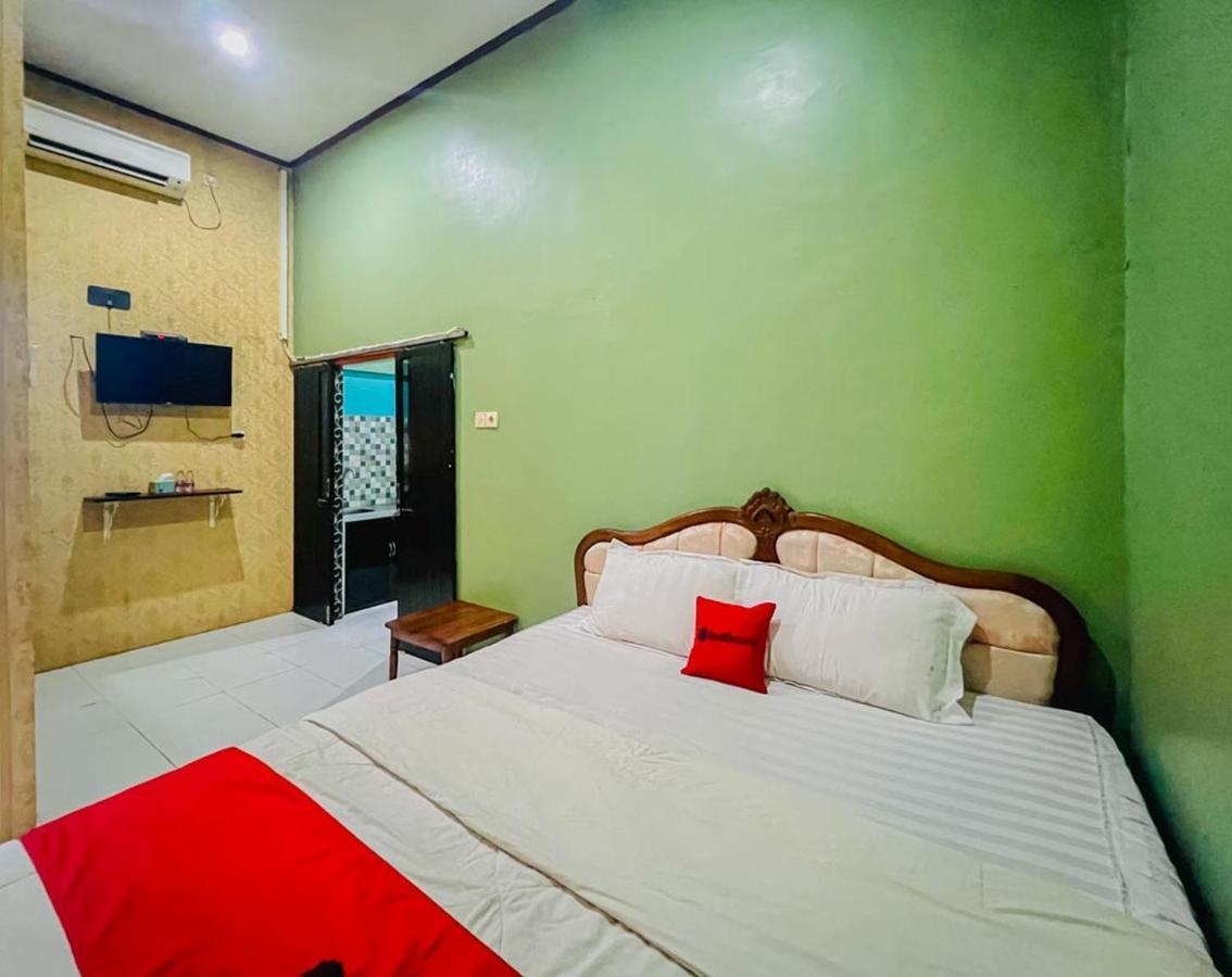 Reddoorz Near Sunrise Mall Mojokerto מראה חיצוני תמונה